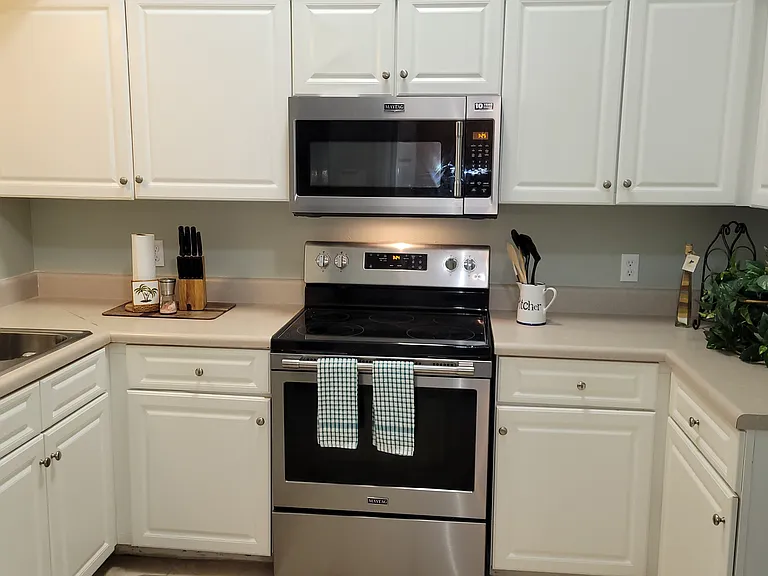4270 Calinda Ln #357 — Photo 22