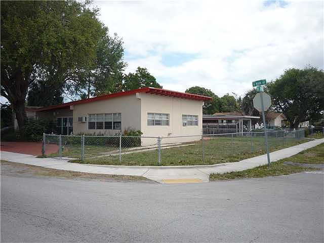 1st image of 18651 N Miami Ave