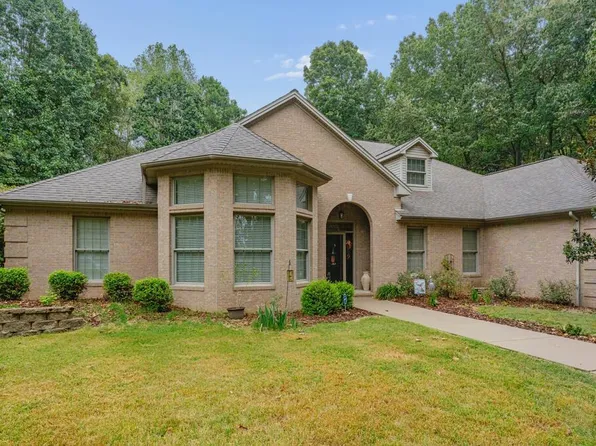1282 Walnut Dr, Madisonville, KY 42431