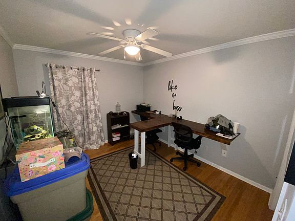 4th image of 104 Oak Hollow Dr
