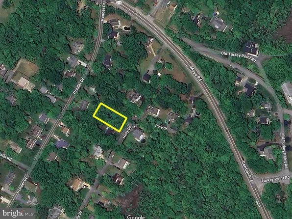 3820 Holly Dr, Edgewater, MD 21037