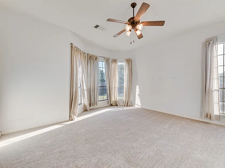 2517 Indian Hills Dr — Photo 13