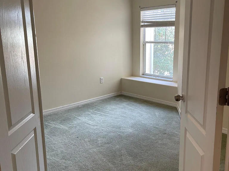 4213 Winding Vine Dr — Photo 15