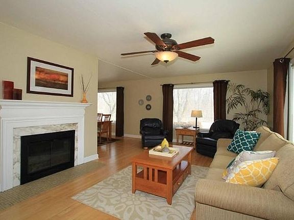 3rd image of 4905 W Jackson Park Dr