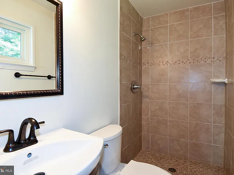 7513 Sebago Rd — Photo 26