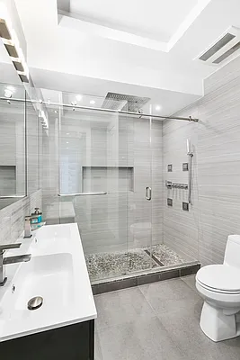 Rented by Compass | media 7