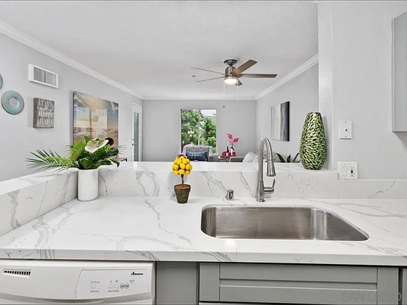 3rd image of 8889 Caminito Plaza Centro #7326
