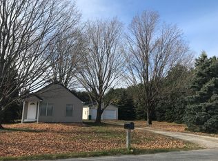 8548 Ruggles Rd, Baroda, MI 49101