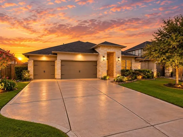 213 Lakehouse Landing Dr, Katy, TX 77493