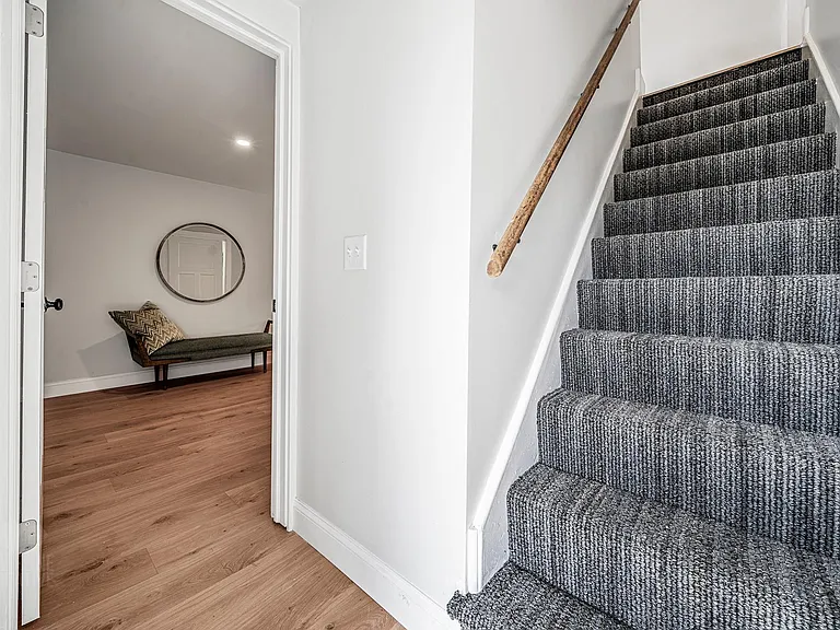 67 Brentwood St — Photo 8