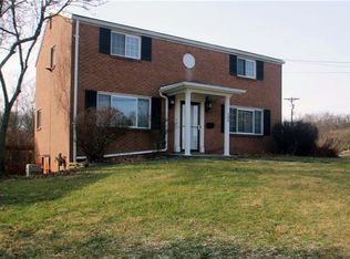 100 Royal Dr, West Mifflin, PA 15122
