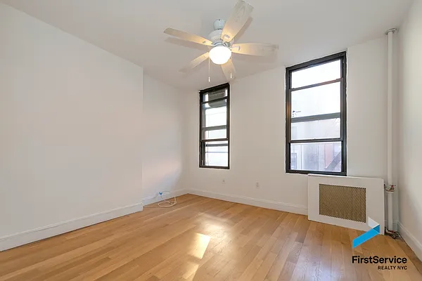 Rented by FirstService Realty (legacy) | media 3