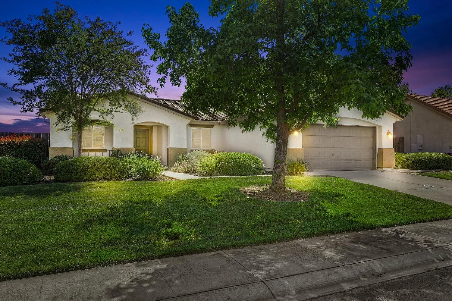4529 Rosecliff Cir photo 1