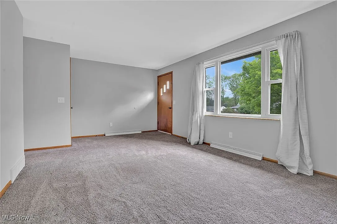 2 bed, 1250 sqft, $1,400 — Photo 1