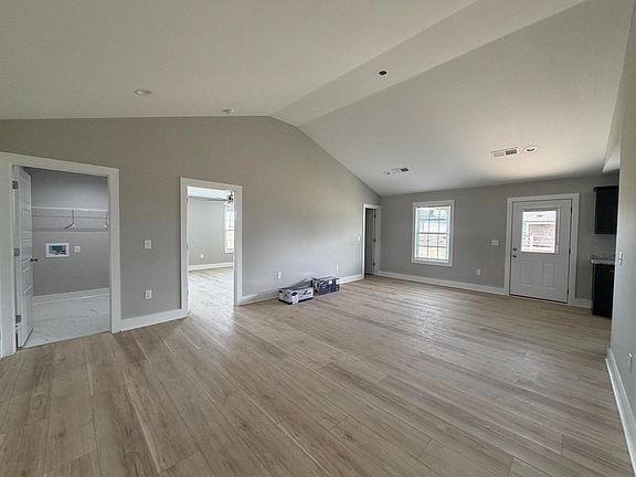 3rd image of 320 Whitley Way