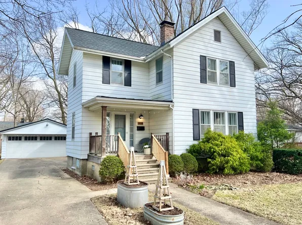 318 S Garfield Ave, Champaign, IL 61821