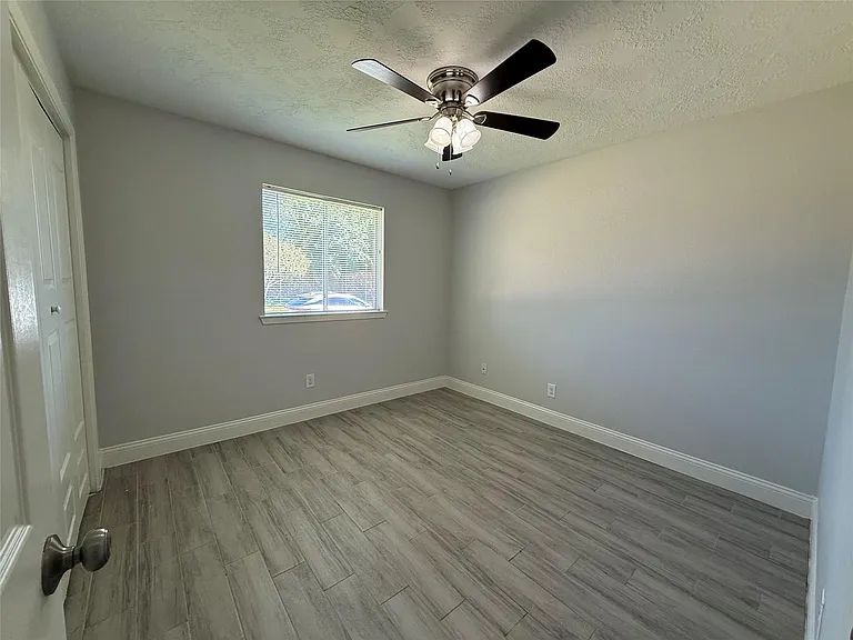 9503 Homeland Dr — Photo 18