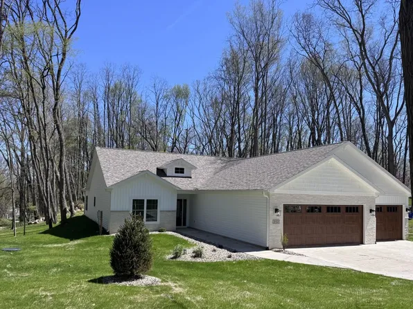 252 Lane 650 A Snow Lake, Fremont, IN 46737
