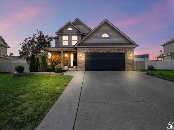 9087 Apple Cider Ln, Newport, MI 48166