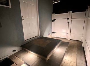 18627 1/2 Gledhill St, Northridge, CA 91324