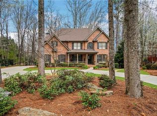 2960 Southers Cir, Suwanee, GA 30024