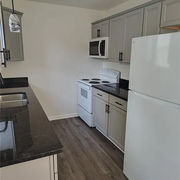 314 Chestnut St #A — Photo 3