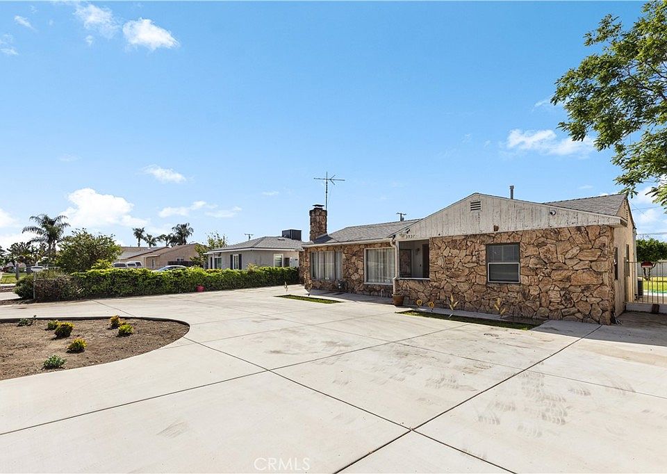 1st image of 3937 Pamela Dr