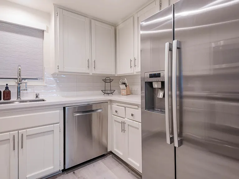 295 Sea Forest Ct — Photo 11