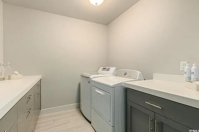 4145 N Cresthaven Ln — Photo 11