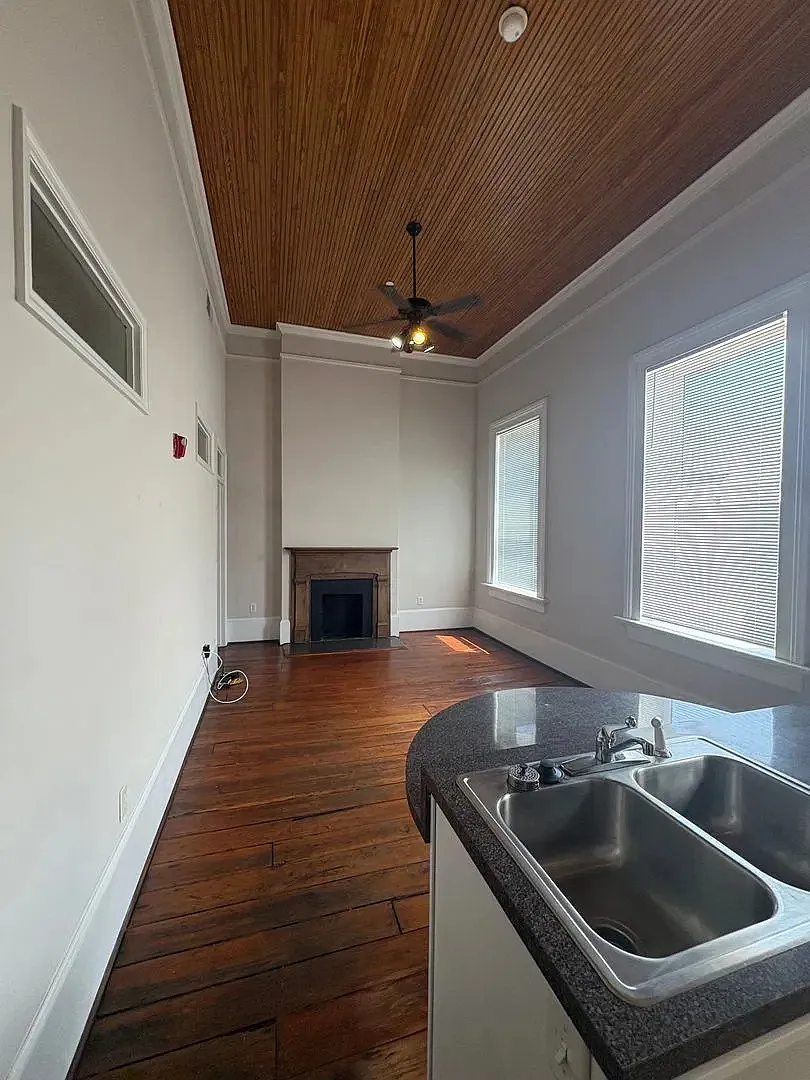 Lofts at Poplar Pointe — Photo 4