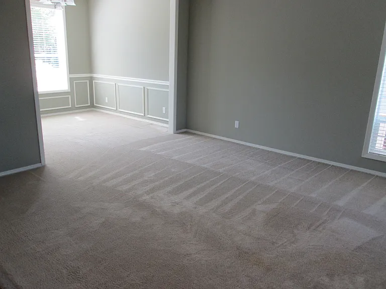 12540 NW Brimpton Ct — Photo 2