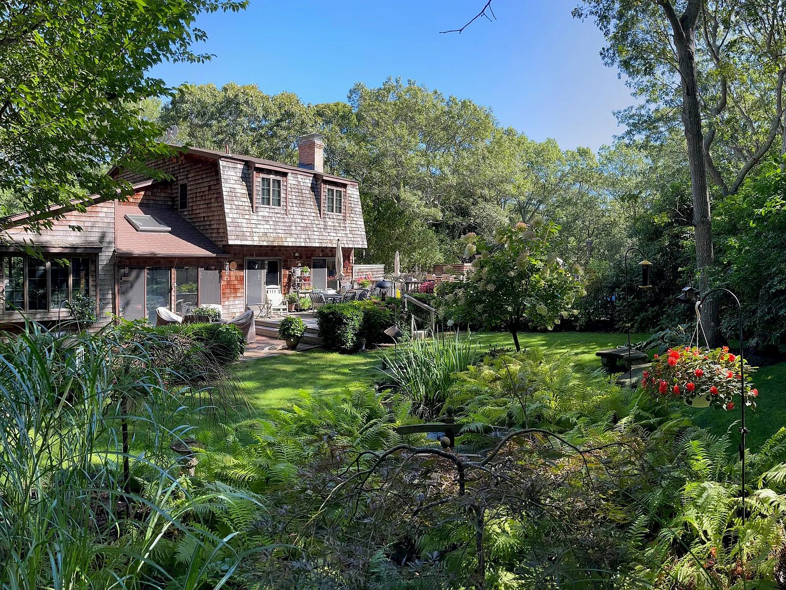 East Hampton Private Retreat — Photo 1