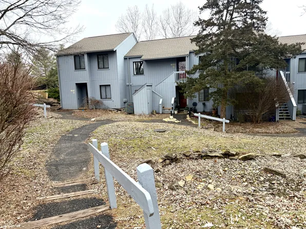 9021 S Pointe Ridge Ln #11, Bloomington, IN 47401