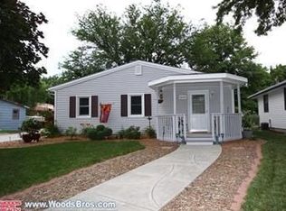 6824 Lexington Ave, Lincoln, NE 68505