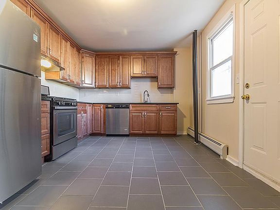 2nd image of 294 Duncan Ave #1