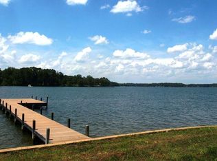 101 Gardenia Dr, Ninety Six, SC 29666