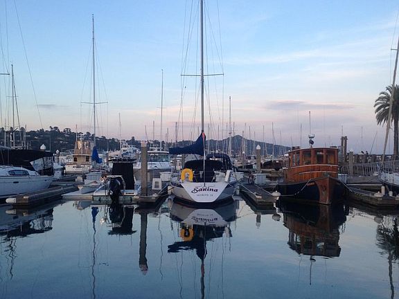 yacht club and harbor nearby