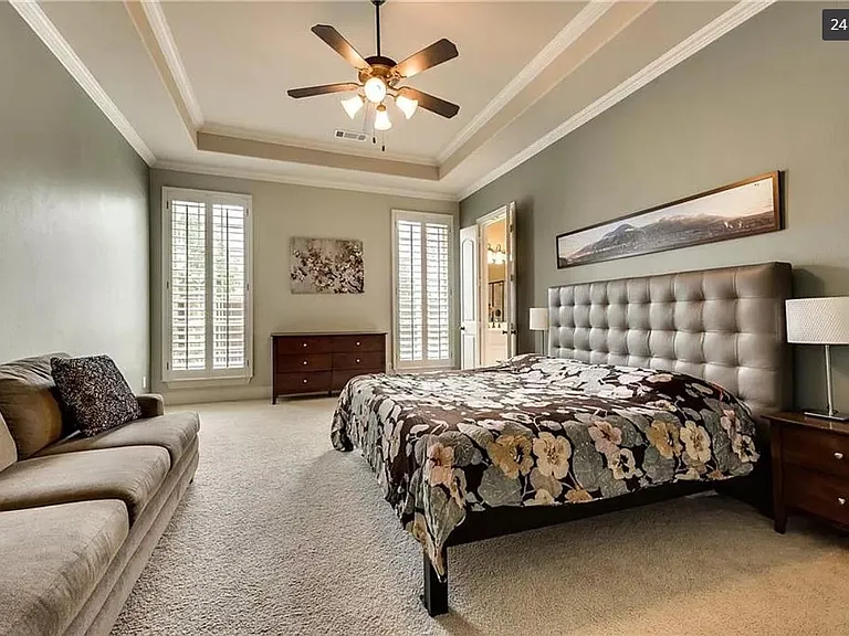2501 Lady Viviane Ln — Photo 24
