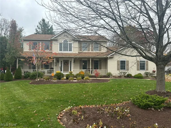 2053 Red Fox Run, Cortland, OH 44410