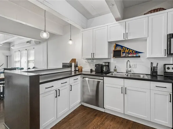 3001 Gillham Rd APT 206, Kansas City, MO 64108