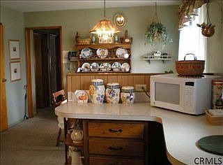 4th image of 13 Craig Ave