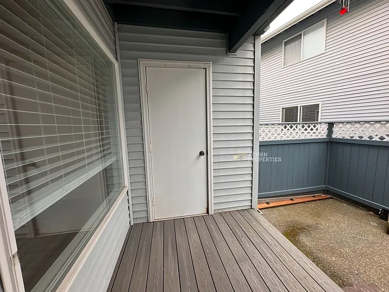730 SE 8th Ave #F102 — Photo 36