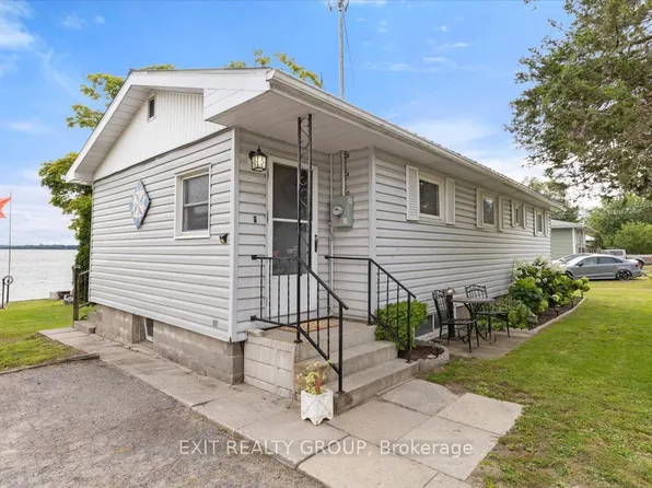 82 Outlet Rd, Prince Edward County, ON K0K 1P0