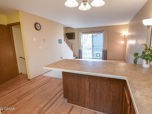 5th image of 1901 24th Ave S APT 17
