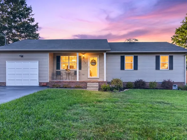 112 Darnell Dr, Tullahoma, TN 37388