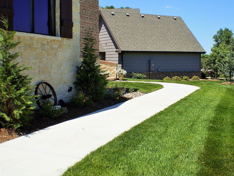 Walkway to front porch
