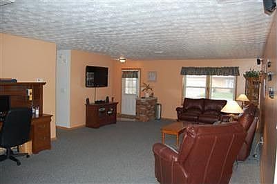 2nd image of 29 Newton Dr