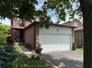 11 Eberlee Ct, Whitby, ON L1N 8C9