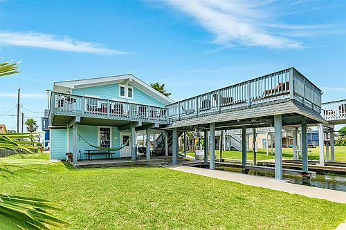 16614 Bermuda Way Photo 1