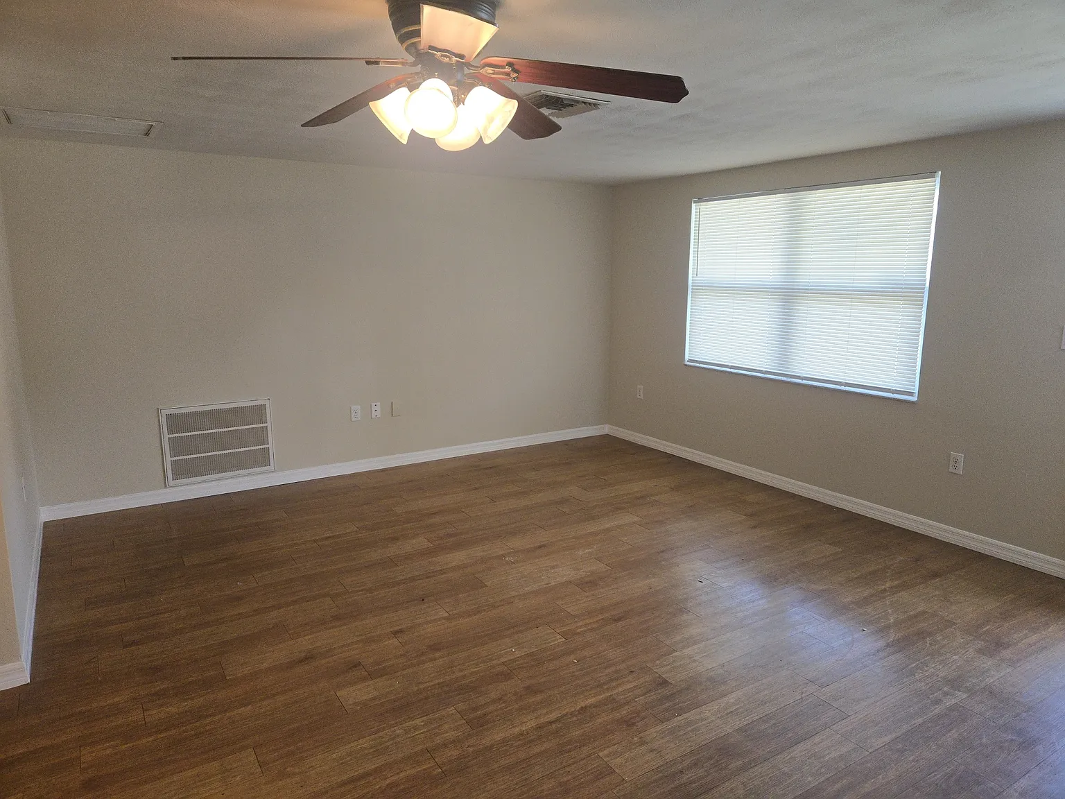 7725 Dale Drive - 1 — Photo 2